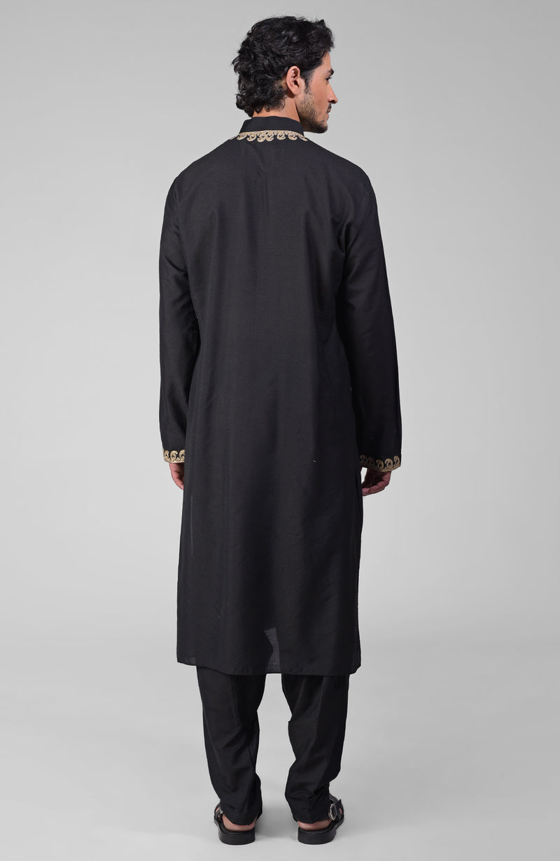 Classic Black Kashmiri Tilla Hand Embroidered Kurta Set – Talking