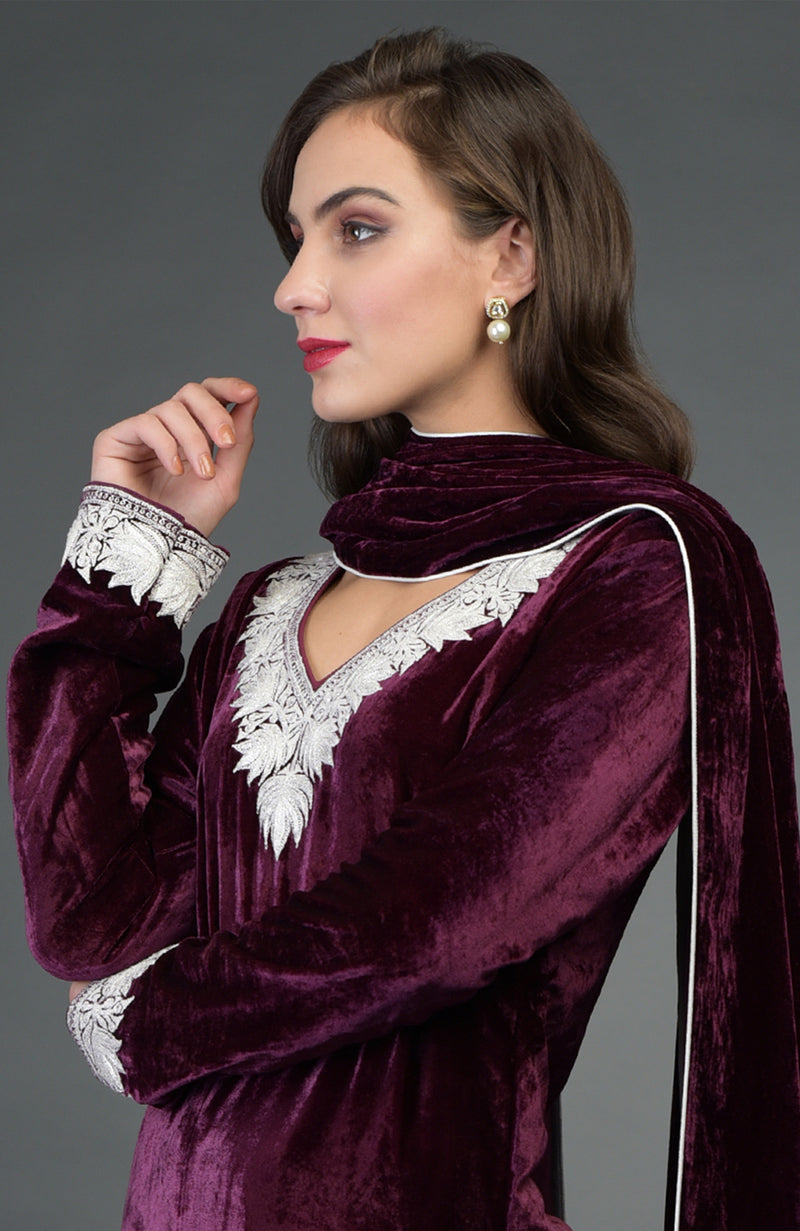 Noor Silk-Velvet Tilla Embroidered Kurta with Skirt and Dupatta