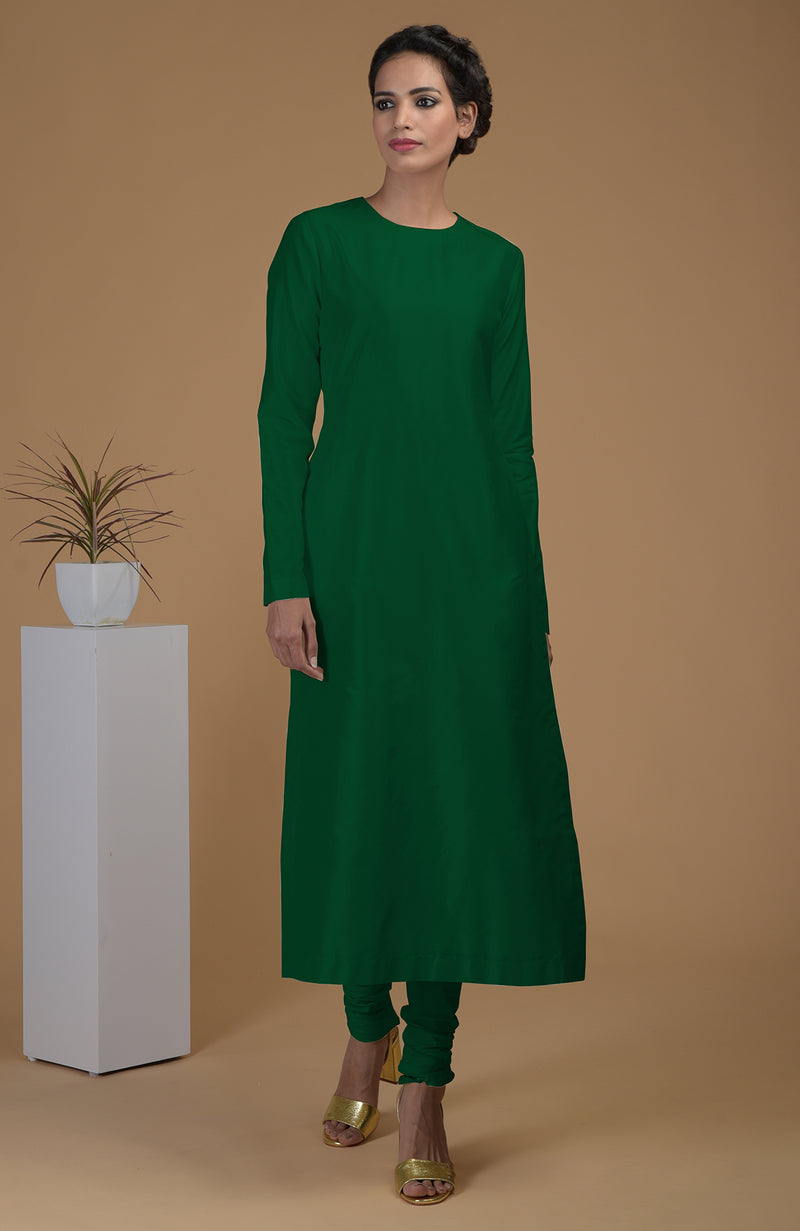 Emerald Green Pure Matka Silk Jewel Neck Kurta Set