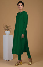 Emerald Green Pure Matka Silk Jewel Neck Kurta Set