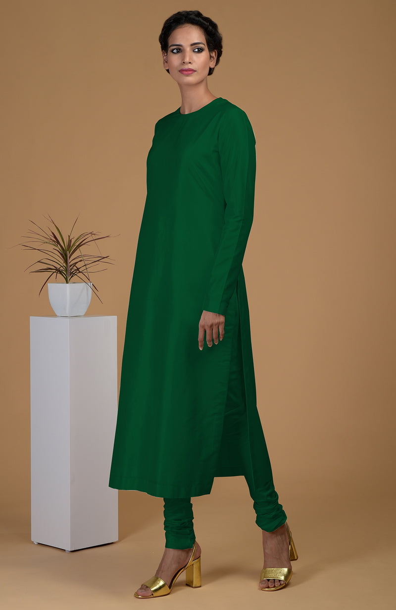 Emerald Green Pure Matka Silk Jewel Neck Kurta Set