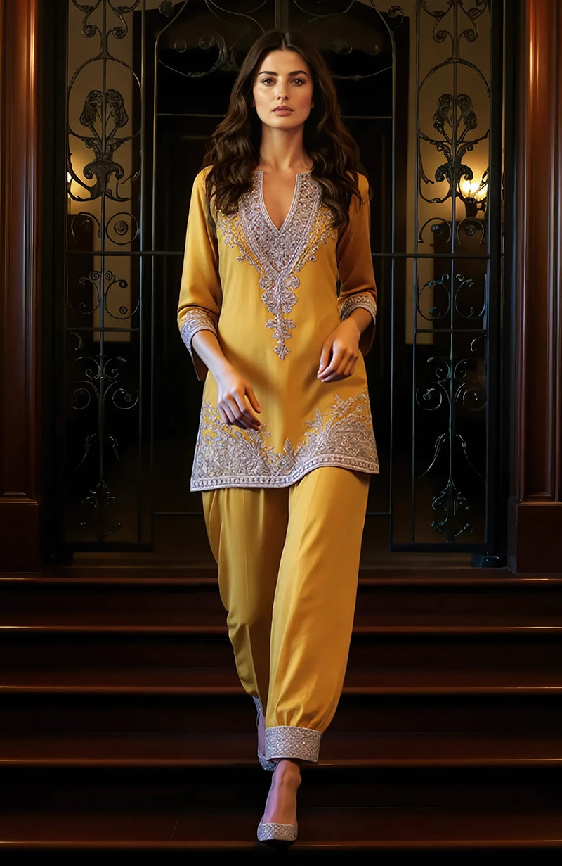 Dessert Rose Embroidered Tunic set