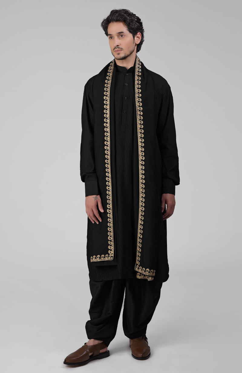 Mustard Pintuck Pathani Kurta Salwar Set & Tilla Embroidered Dupatta