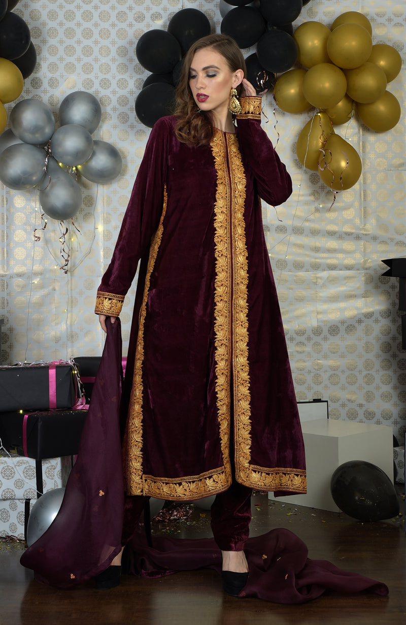 Burgundy Kashmir Tilla Embroidered Kurta Set With Dupatta